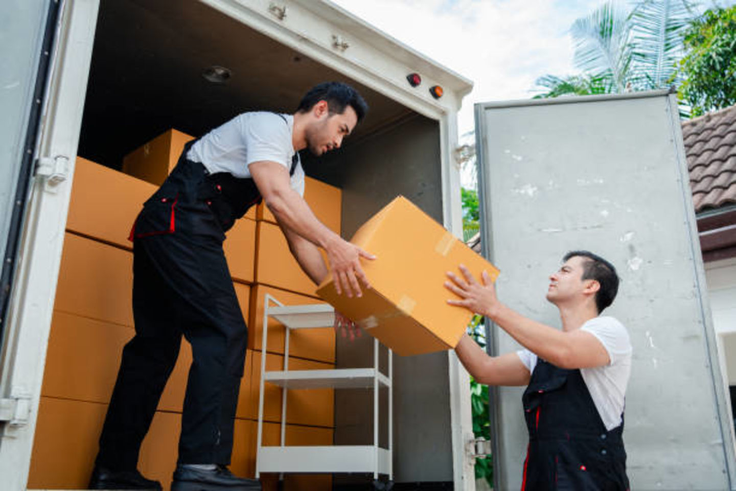 HiDubai-business-man-with-a-van-dubai-home-handyman-maintenance-services-al-quoz-industrial-4-dubai