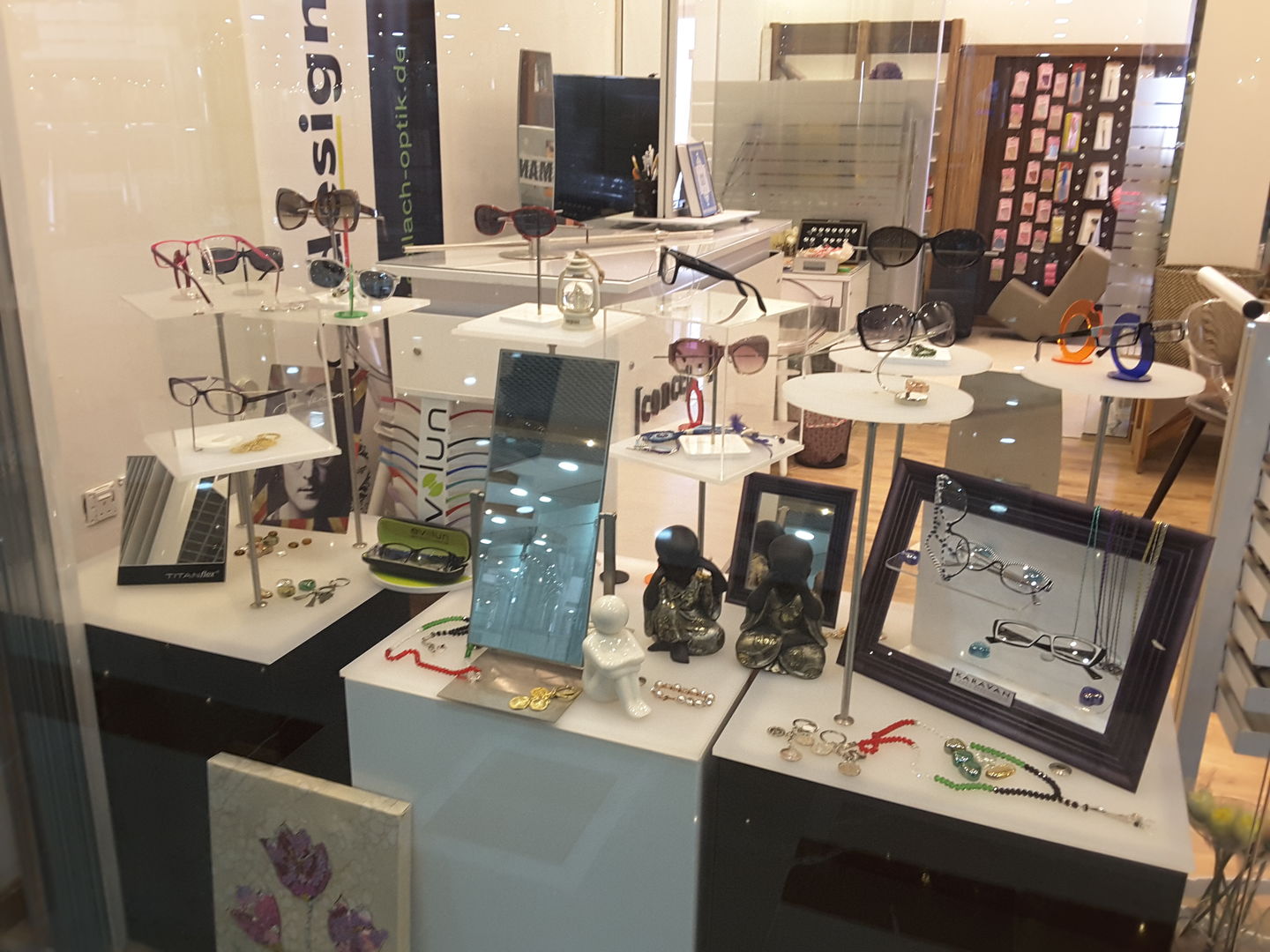 HiDubai-business-godesign-fashion-shopping-watches-eyewear-hor-al-anz-east-dubai-2