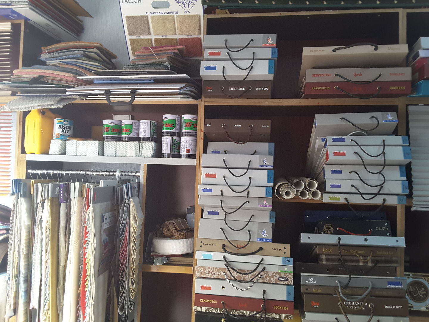 HiDubai-business-noor-al-iman-furniture-trading-shopping-furniture-decor-naif-dubai