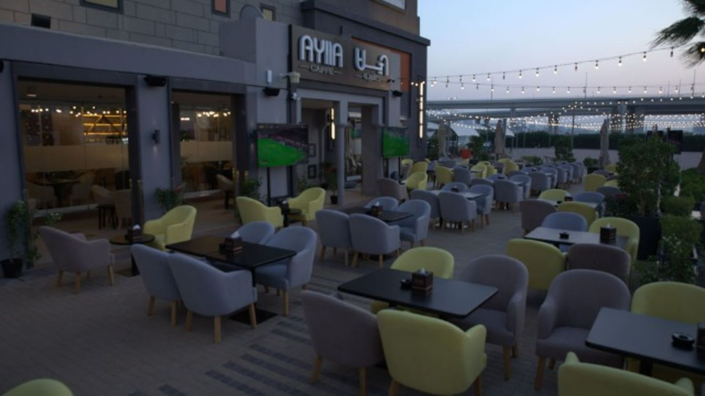 HiDubai-business-aylla-cafe-food-beverage-restaurants-bars-corniche-deira-dubai