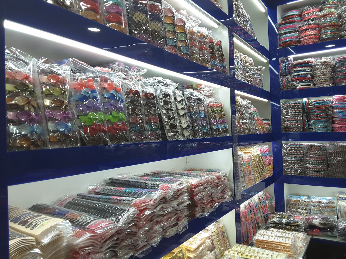 HiDubai-business-gulf-siam-trading-b2b-services-distributors-wholesalers-al-buteen-dubai-2