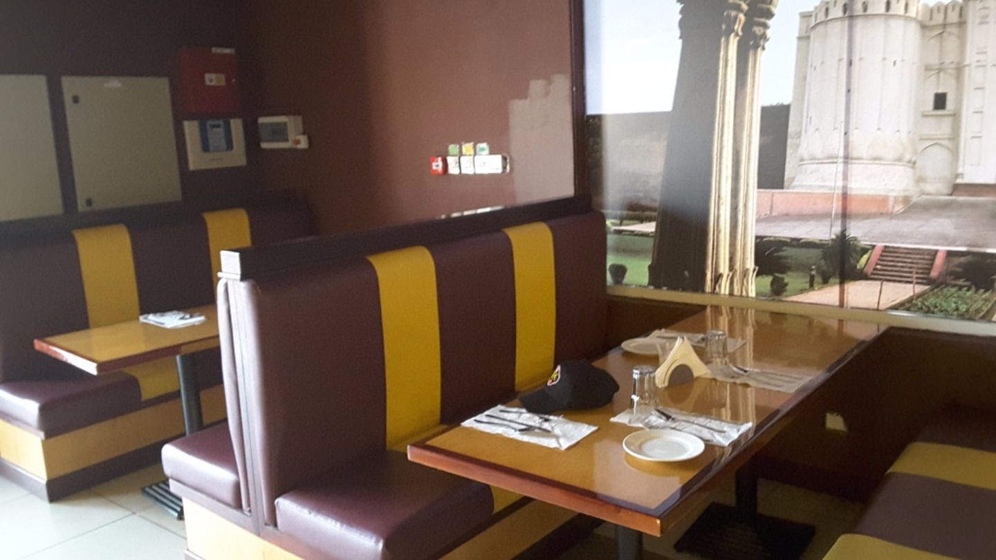 HiDubai-business-bundoo-khan-food-beverage-restaurants-bars-oud-metha-dubai-2