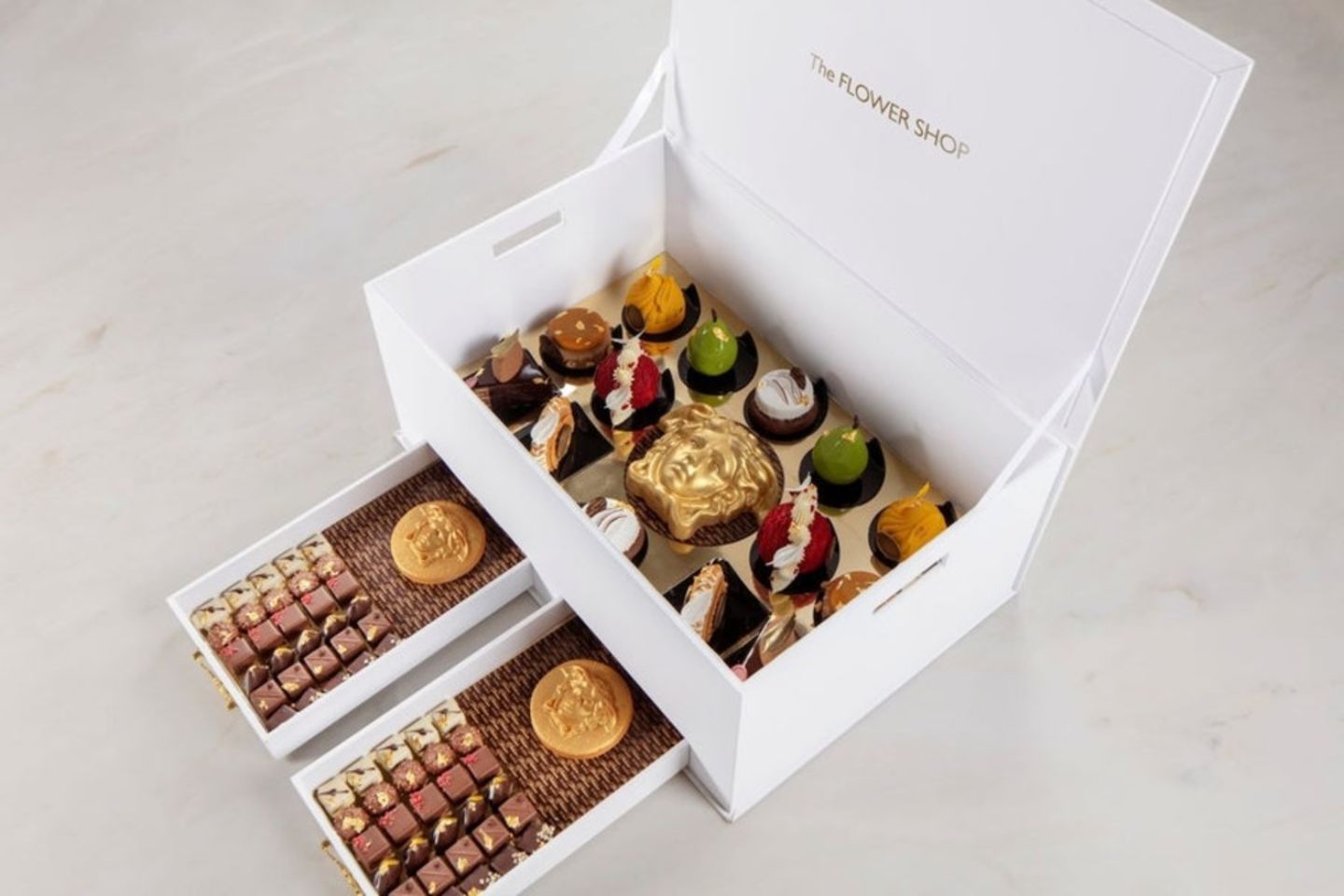 HiDubai-business-the-flower-shop-hotels-tourism-souvenirs-gifts-al-jadaf-dubai