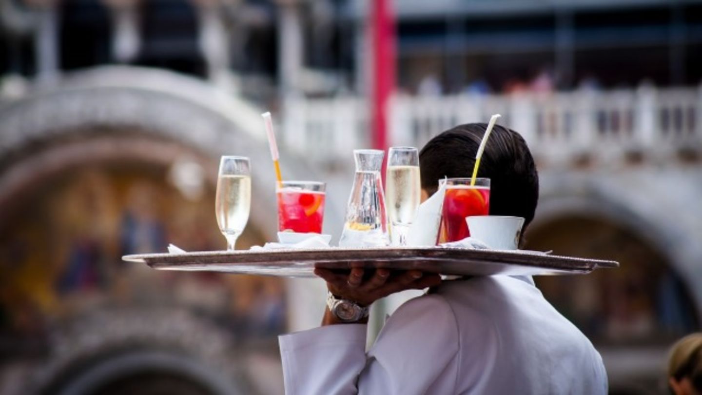 HiDubai-business-fanajeen-hospitality-b2b-services-management-consultants-al-twar-3-dubai