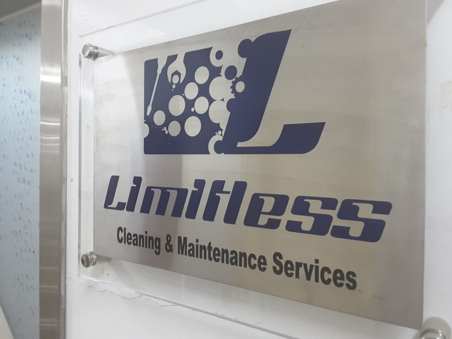 HiDubai-business-limitless-cleaning-maintenance-services-home-cleaning-services-al-garhoud-dubai-2