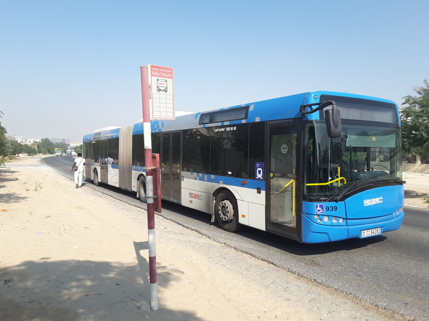 HiDubai-business-fastner-world-international-1-bus-stop-transport-vehicle-services-public-transport-dubai-investment-park-2-dubai-2