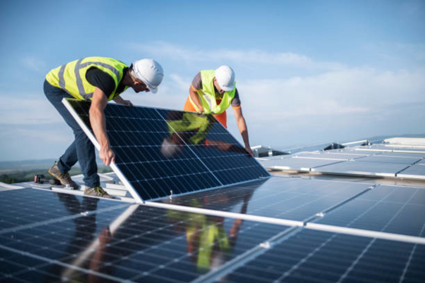 HiDubai-business-be-energy-new-economy-sustainable-energy-jumeirah-lake-towers-al-thanyah-5-dubai