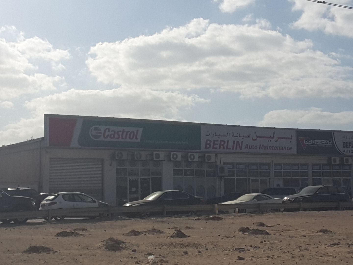 HiDubai-business-berlin-auto-maintenance-transport-vehicle-services-car-assistance-repair-umm-ramool-dubai-2