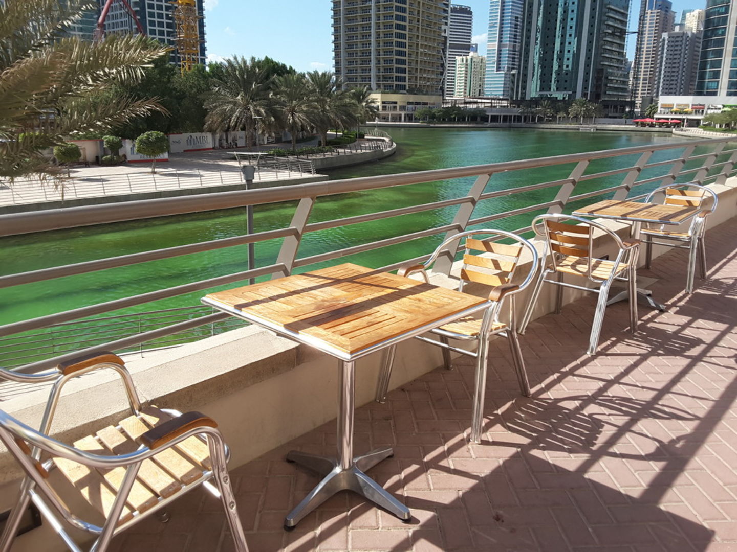 HiDubai-business-wrapchic-food-beverage-restaurants-bars-jumeirah-lake-towers-al-thanyah-5-dubai-2