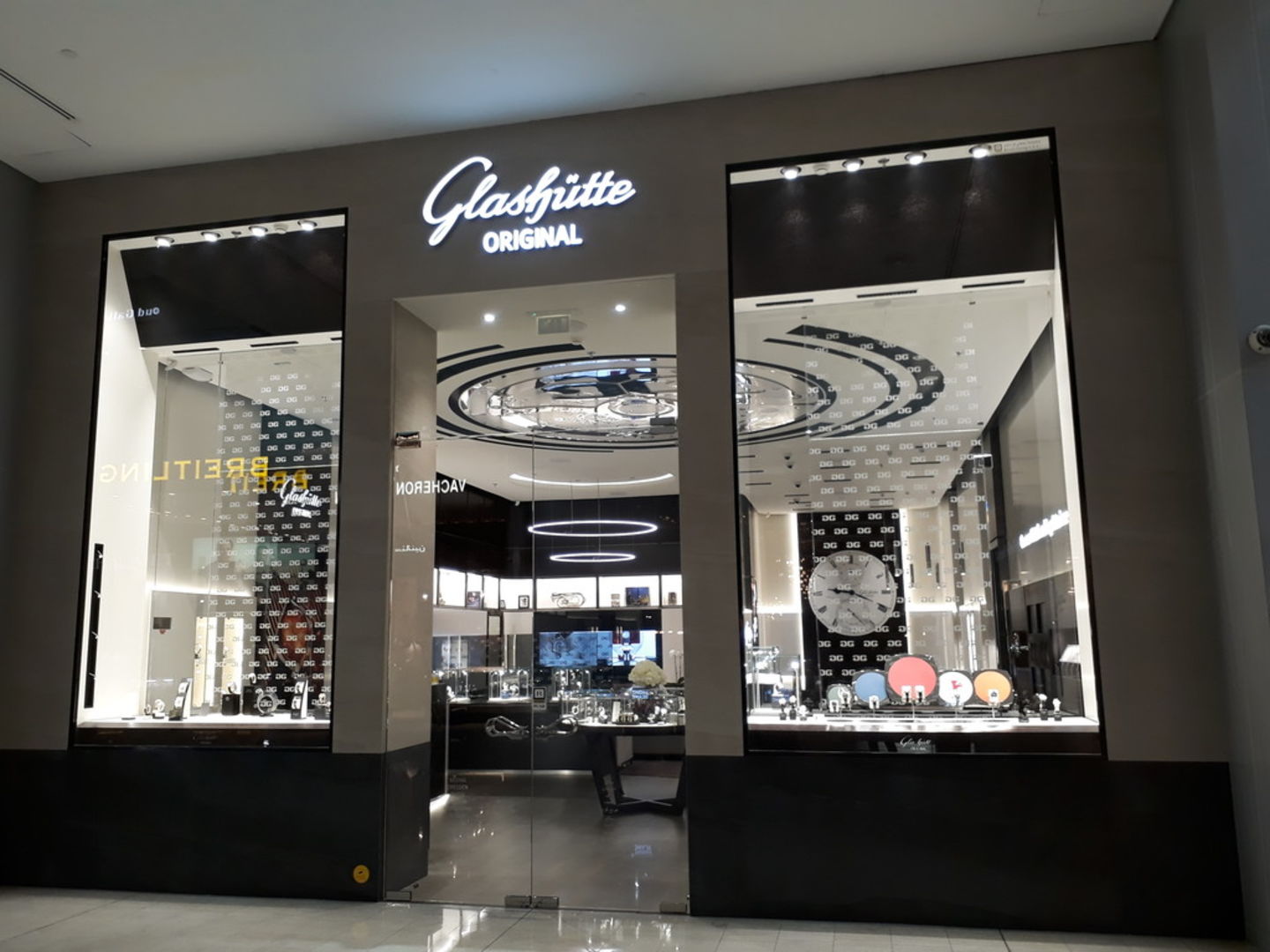 HiDubai-business-glashutte-shopping-watches-eyewear-burj-khalifa-dubai-2