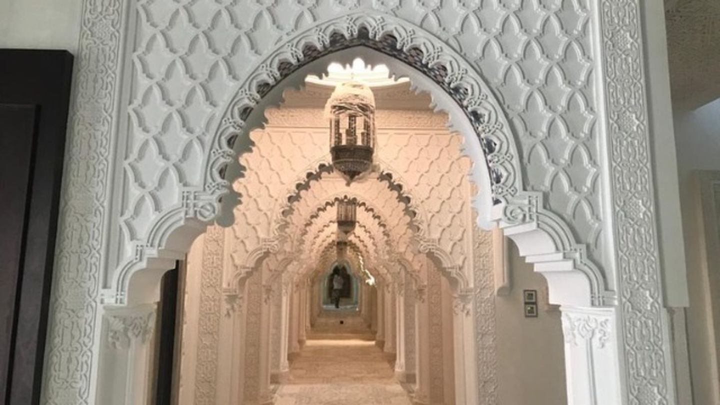 HiDubai-business-casa-chic-building-contracting-construction-heavy-industries-construction-renovation-business-bay-dubai