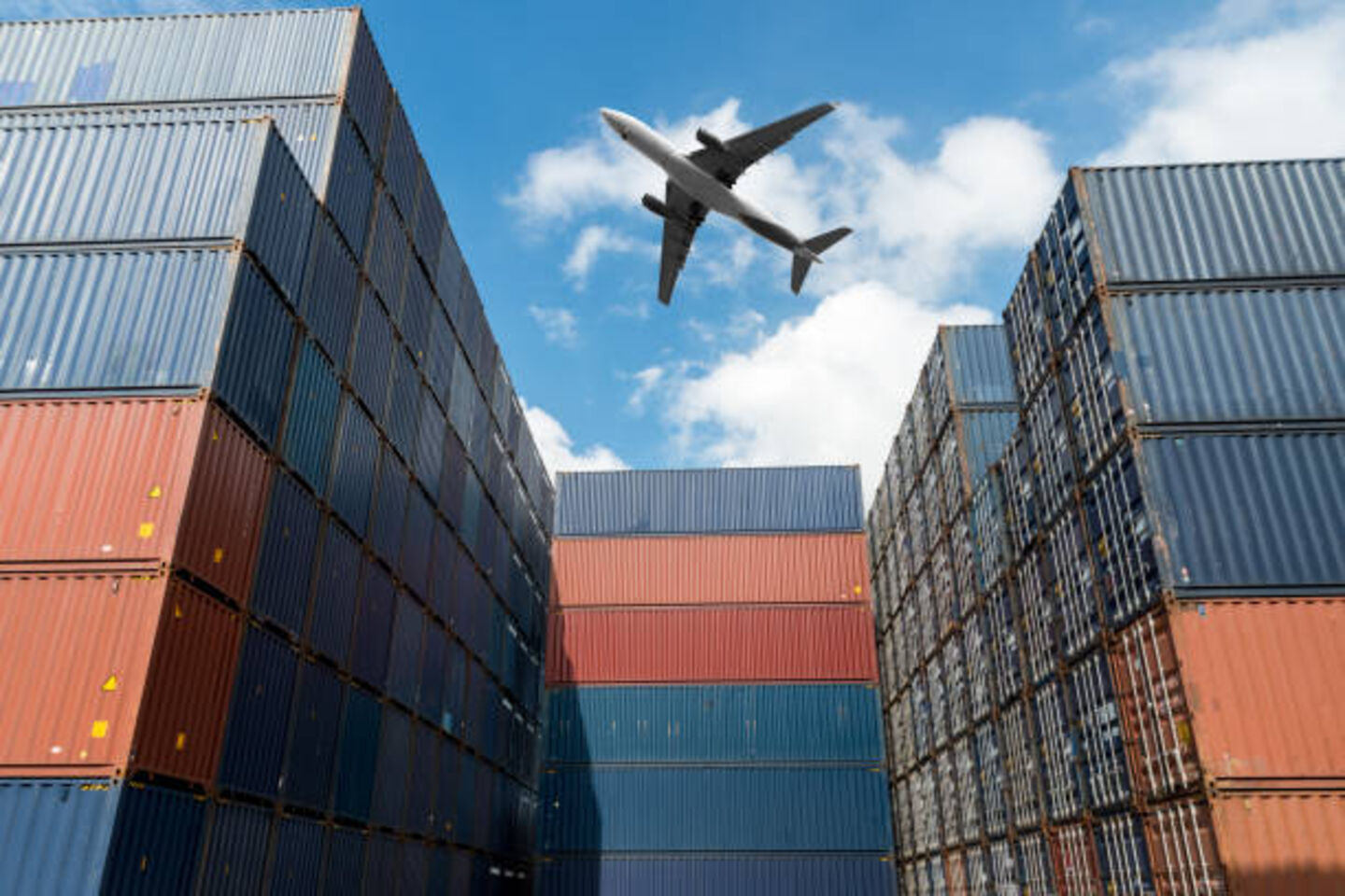 HiDubai-business-forward-air-cargo-service-and-clearance-shipping-logistics-air-cargo-services-al-khabaisi-dubai