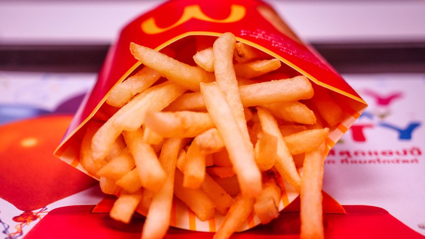HiDubai-business-mcdonalds-food-beverage-restaurants-bars-jumeirah-1-dubai-4