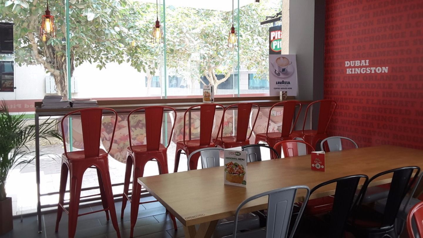 HiDubai-business-pita-pit-food-beverage-restaurants-bars-dubai-media-city-al-sufouh-2-dubai-3