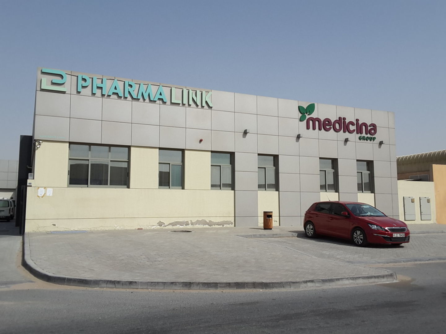 HiDubai-business-pharmalink-drug-store-b2b-services-distributors-wholesalers-al-quoz-3-dubai-2