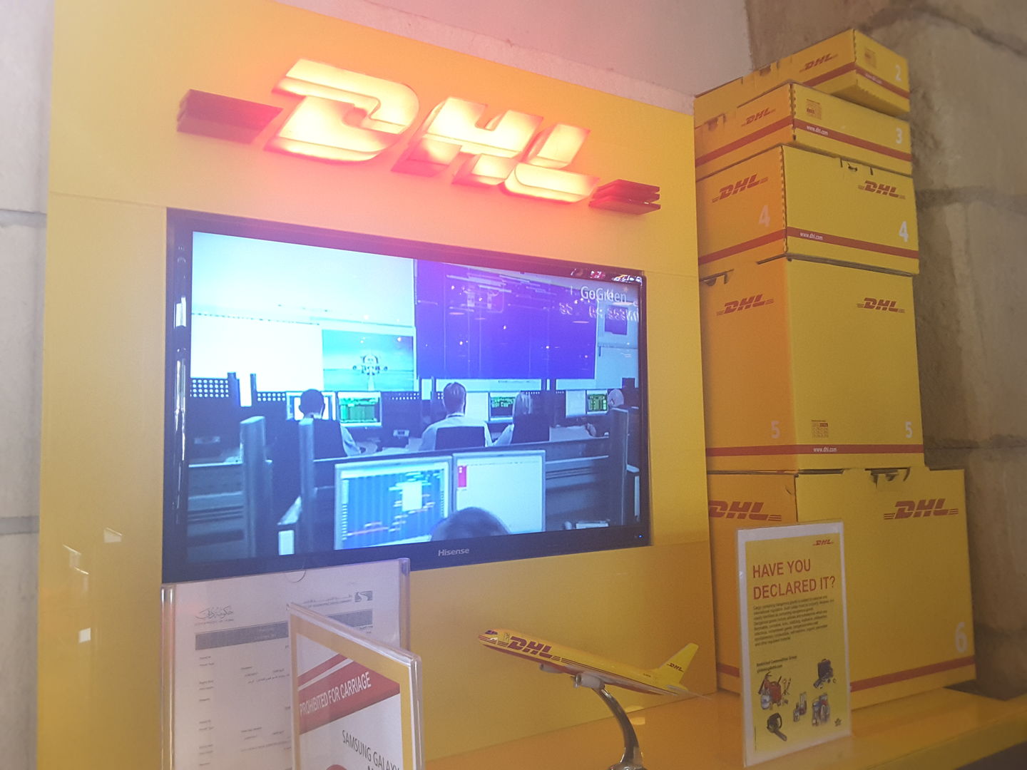 HiDubai-business-dhl-shipping-logistics-courier-delivery-services-ibn-batuta-jebel-ali-1-dubai-2