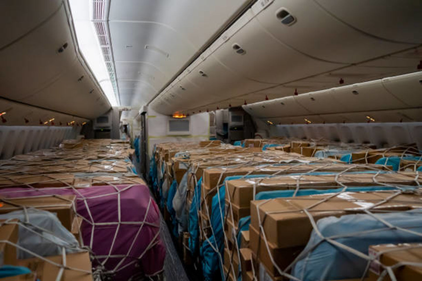 HiDubai-business-hankyu-hanshin-express-middle-east-logistics-shipping-logistics-air-cargo-services-al-barsha-1-dubai