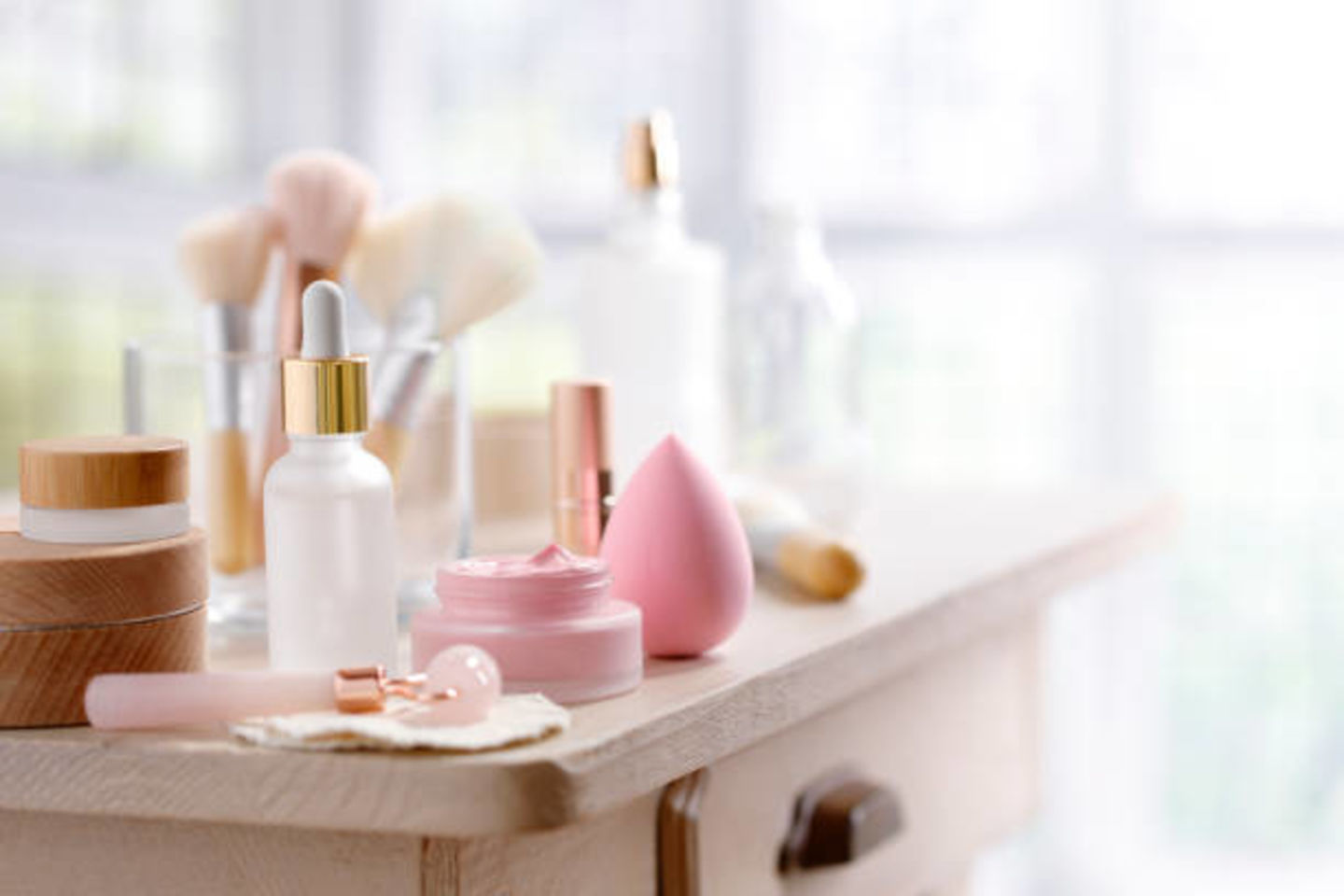 HiDubai-business-lucere-for-perfumes-cosmetics-trading-co-l-l-c-shopping-beauty-cosmetics-stores-port-saeed-dubai