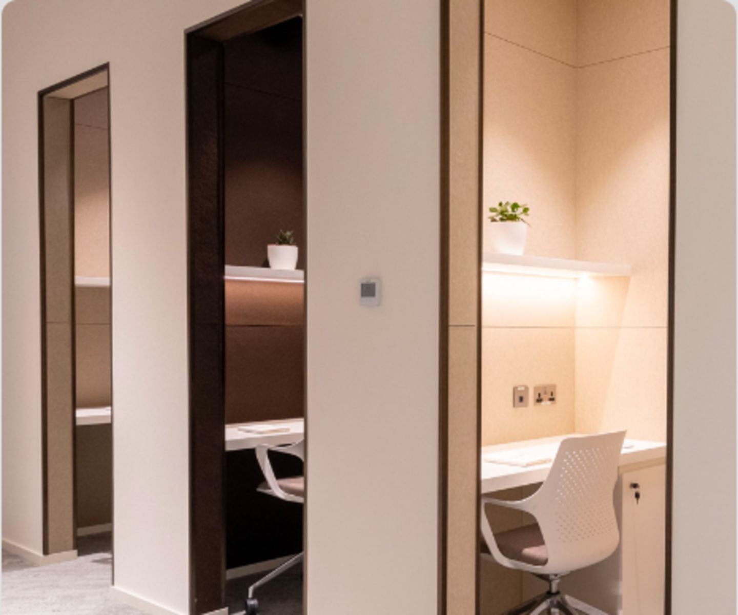 HiDubai-business-cloud-spaces-business-center-b2b-services-business-incubators-and-co-working-spaces-jumeirah-village-circle-al-barsha-south-4-dubai