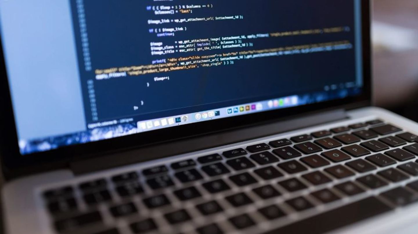 HiDubai-business-iot-world-computer-data-processing-requisites-trading-b2b-services-it-services-al-raffa-dubai