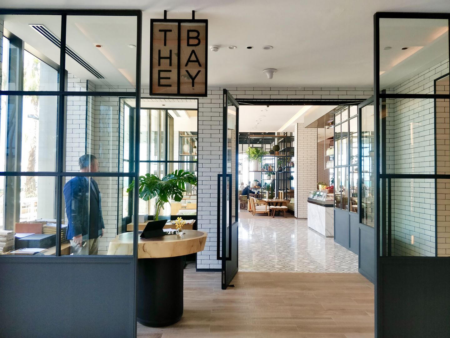 The Bay(Restaurants & Bars) in Jumeirah 1, Dubai HiDubai