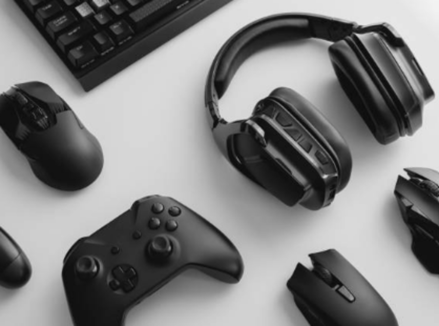 HiDubai-business-sinatech-trading-shopping-consumer-electronics-al-daghaya-dubai