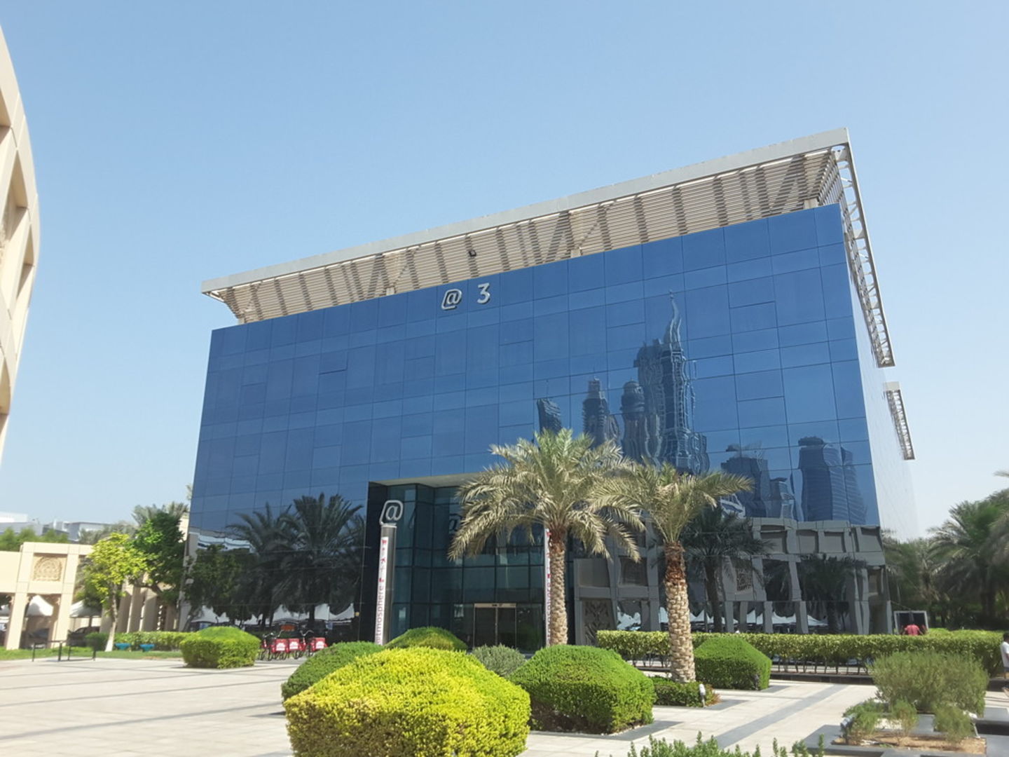 HiDubai-business-cloud-experience-confer-b2b-services-it-services-dubai-internet-city-al-sufouh-2-dubai