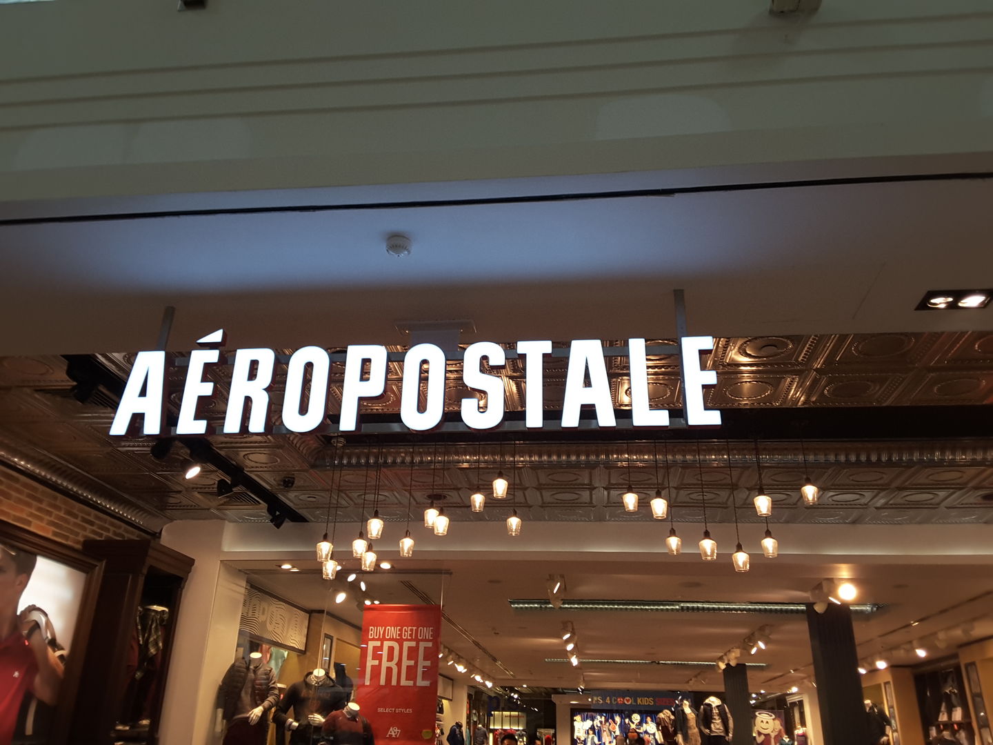 HiDubai-business-aeropostale-shopping-apparel-port-saeed-dubai-2