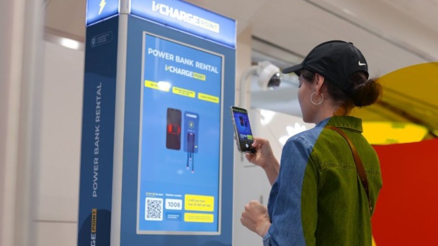 HiDubai-business-icharge-point-shopping-consumer-electronics-al-wasl-dubai-3