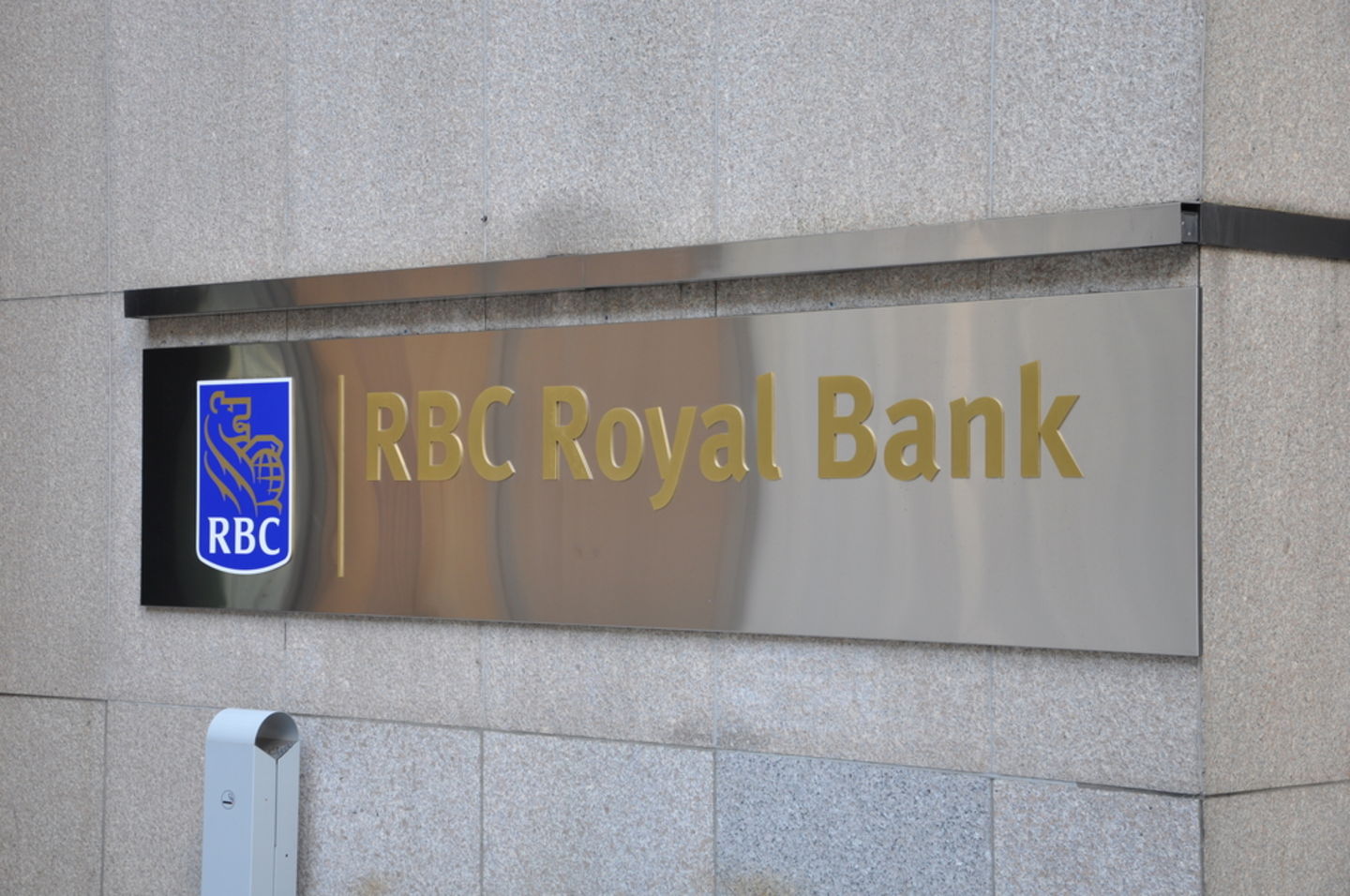 HiDubai-business-royal-bank-of-canada-finance-legal-financial-services-trade-centre-1-dubai