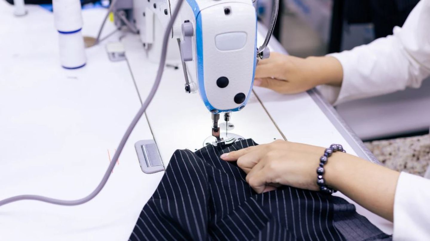 HiDubai-business-collinear-tailor-home-tailoring-jumeirah-beach-residence-marsa-dubai-dubai