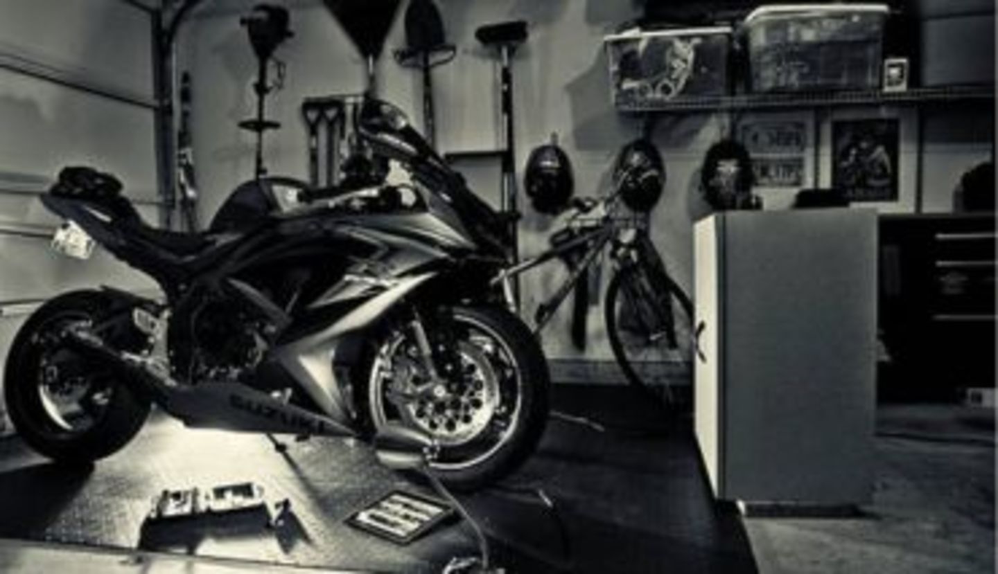 HiDubai-business-duseja-motorcycles-transport-vehicle-services-motorcycle-dealers-al-quoz-industrial-3-dubai