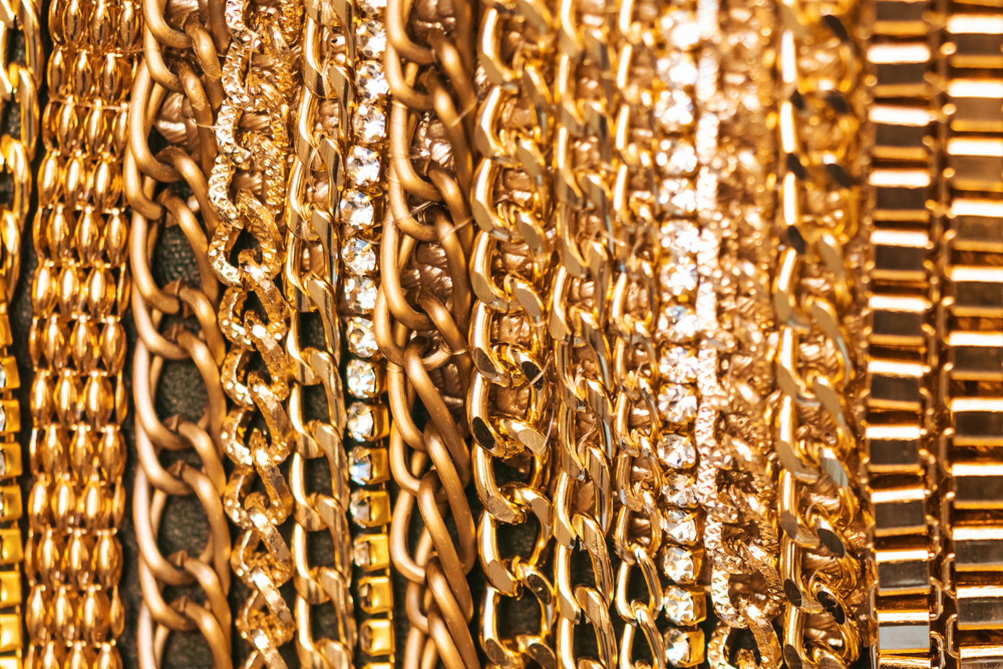 HiDubai-business-tgi-gold-refinery-shopping-jewellery-precious-stones-jumeirah-lake-towers-al-thanyah-5-dubai-2