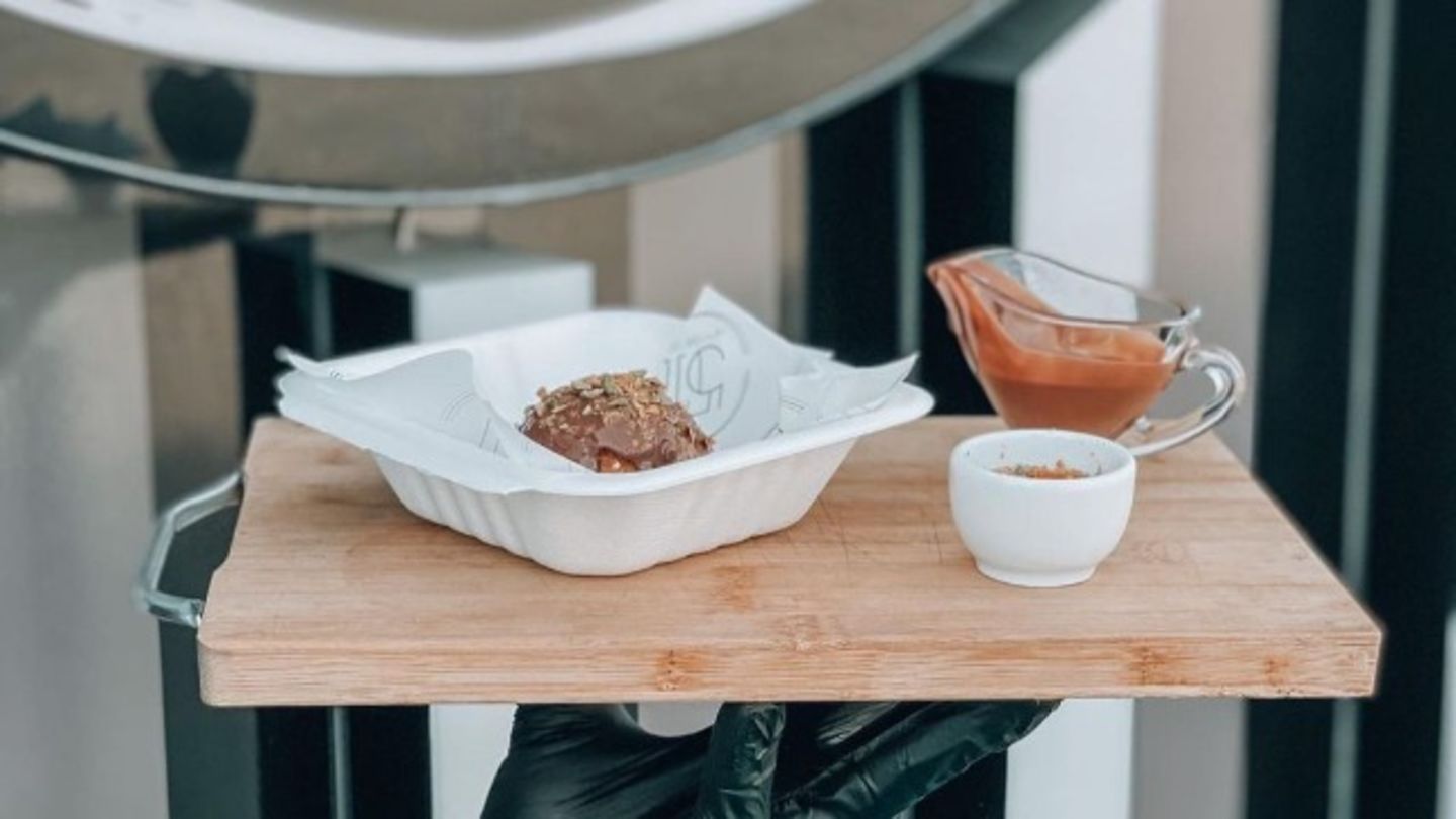 HiDubai-business-fifty-one-cafe-food-beverage-coffee-shops-al-mizhar-2-dubai