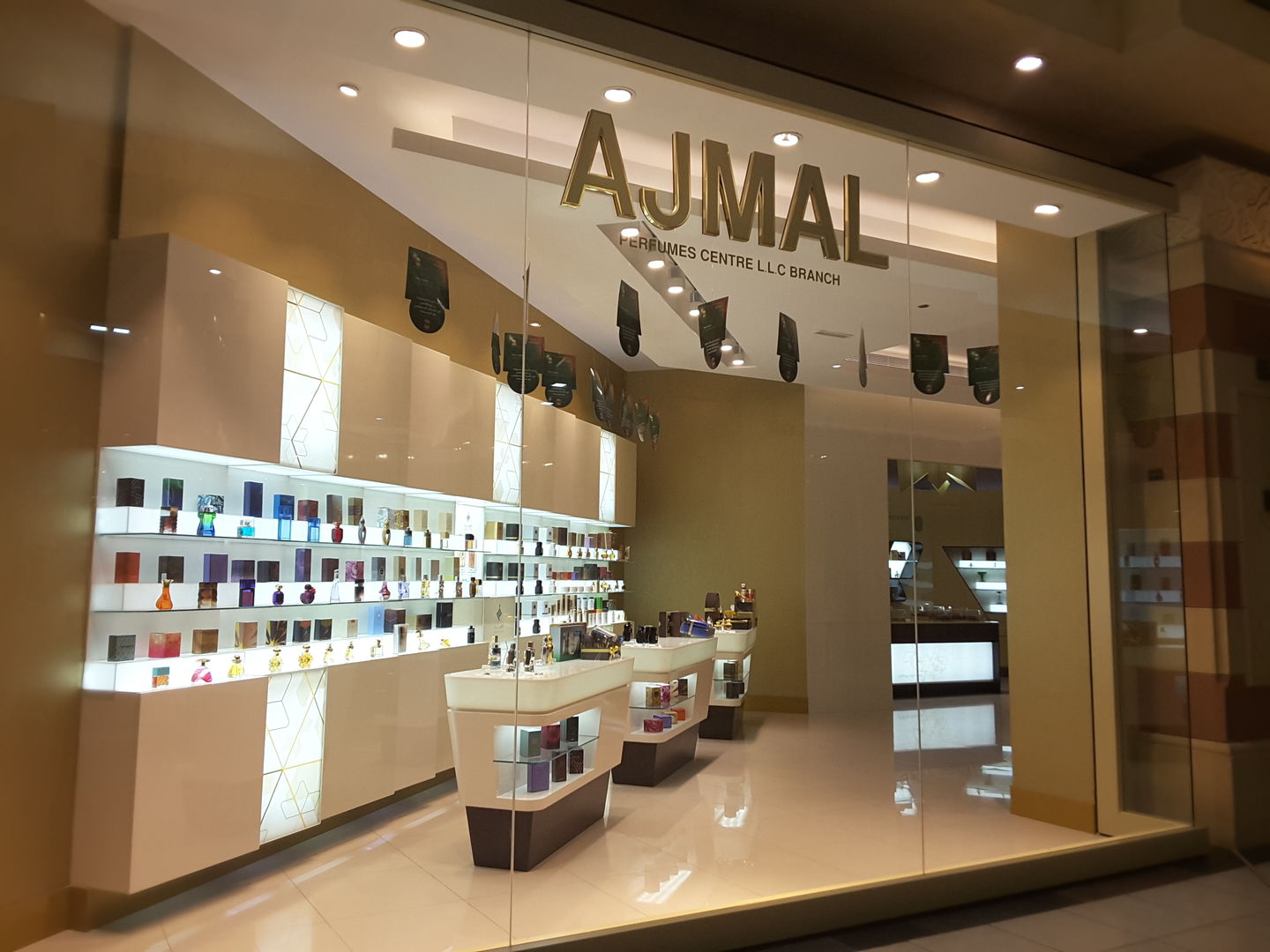 HiDubai-business-ajmal-international-trading-co-shopping-beauty-cosmetics-stores-ibn-batuta-jebel-ali-1-dubai-2