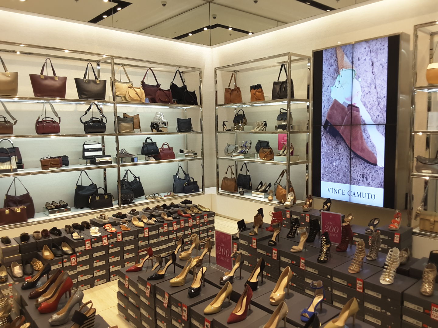 HiDubai-business-vince-camuto-shopping-fashion-accessories-al-rigga-dubai-2