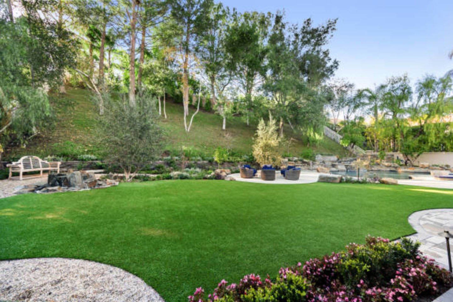 HiDubai-business-abr-alfadaa-landscaping-home-gardening-landscaping-naif-dubai