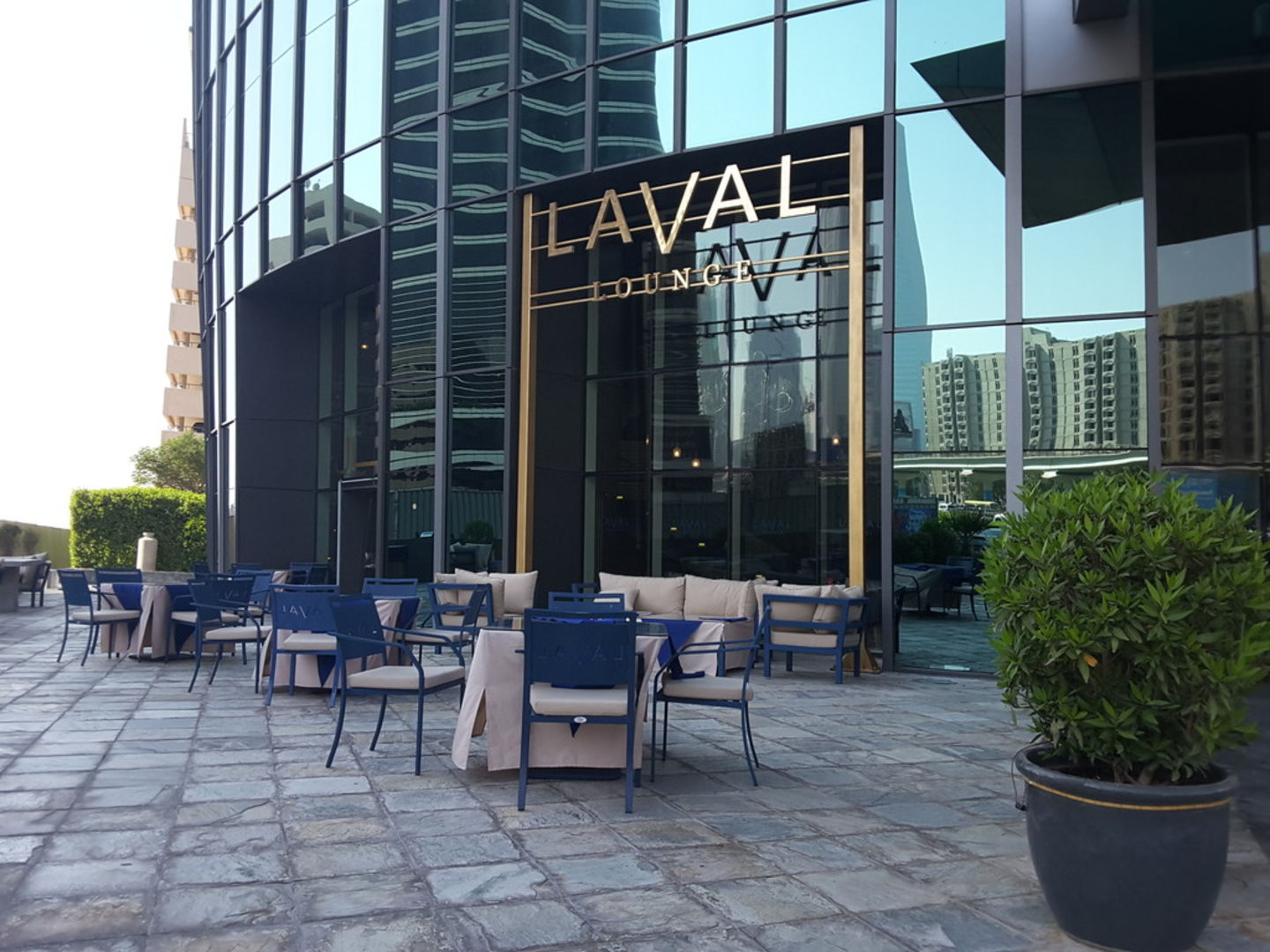 HiDubai-business-laval-lounge-and-restaurant-food-beverage-coffee-shops-trade-centre-1-dubai