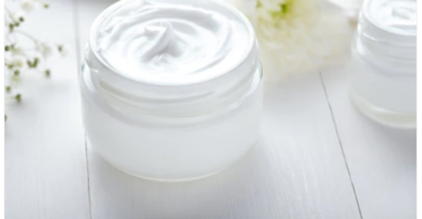 HiDubai-business-soft-light-aesthetic-clinic-beauty-wellness-health-specialty-clinics-jumeirah-1-dubai