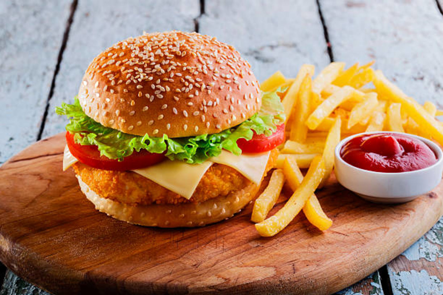 HiDubai-business-hayza-cafe-food-beverage-cafeterias-al-muteena-dubai