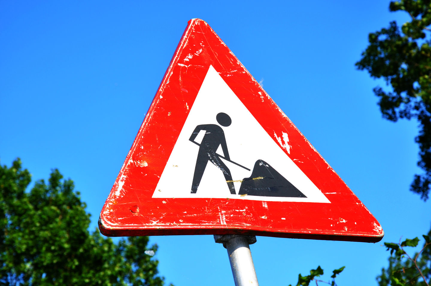 HiDubai-business-khalaf-sultan-traffic-signs-co-construction-heavy-industries-construction-renovation-al-khabaisi-dubai-2