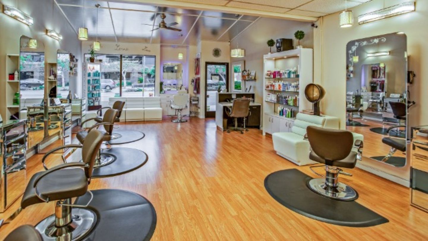 HiDubai-business-novel-beauty-salon-beauty-wellness-health-beauty-salons-hor-al-anz-east-dubai