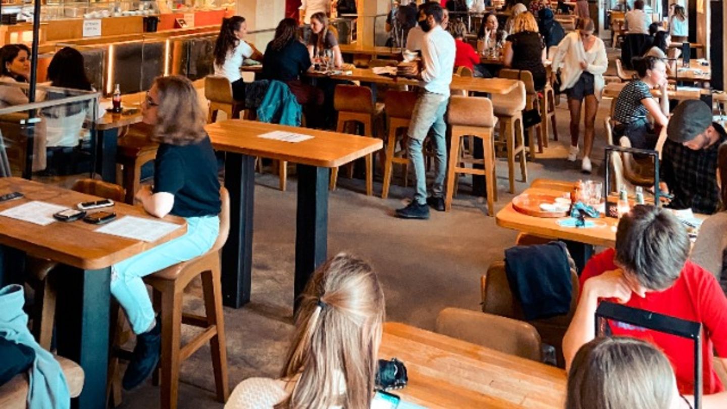 HiDubai-business-numi-tea-cafeteria-food-beverage-cafeterias-al-bada-dubai