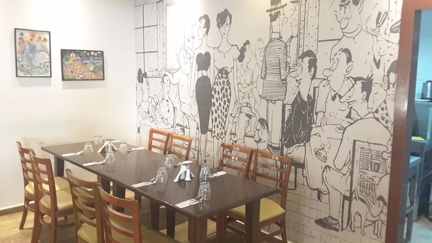 HiDubai-business-erics-restaurant-food-beverage-restaurants-bars-al-karama-dubai-2