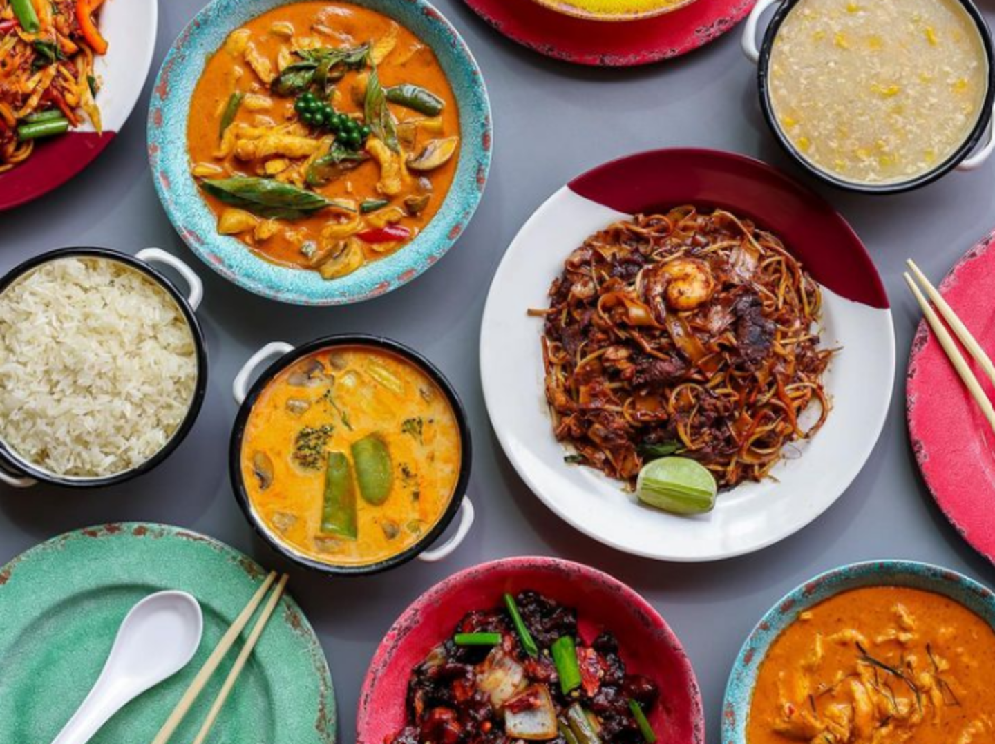 HiDubai-business-streetery-food-hall-food-beverage-restaurants-bars-jumeirah-lake-towers-al-thanyah-5-dubai