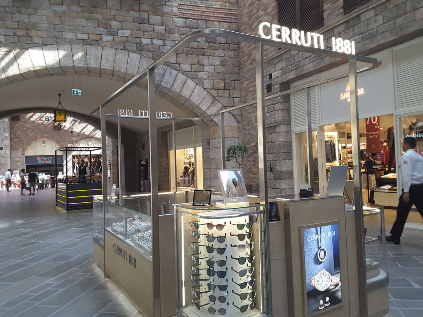 HiDubai-business-cerruti-shopping-fashion-accessories-saih-shuaib-1-dubai-2