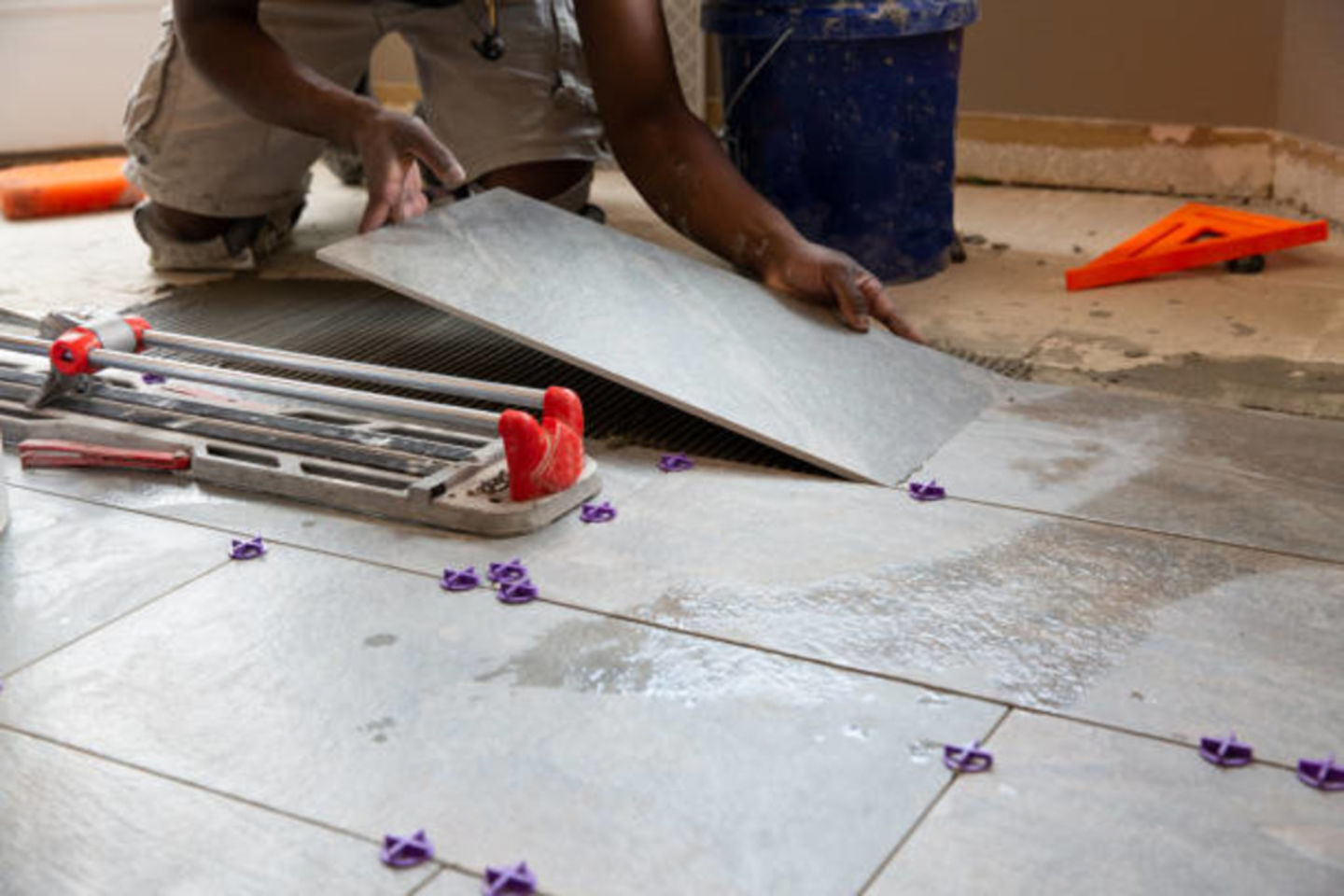 HiDubai-business-howhaus-technical-works-wooden-home-handyman-maintenance-services-ras-al-khor-industrial-1-dubai