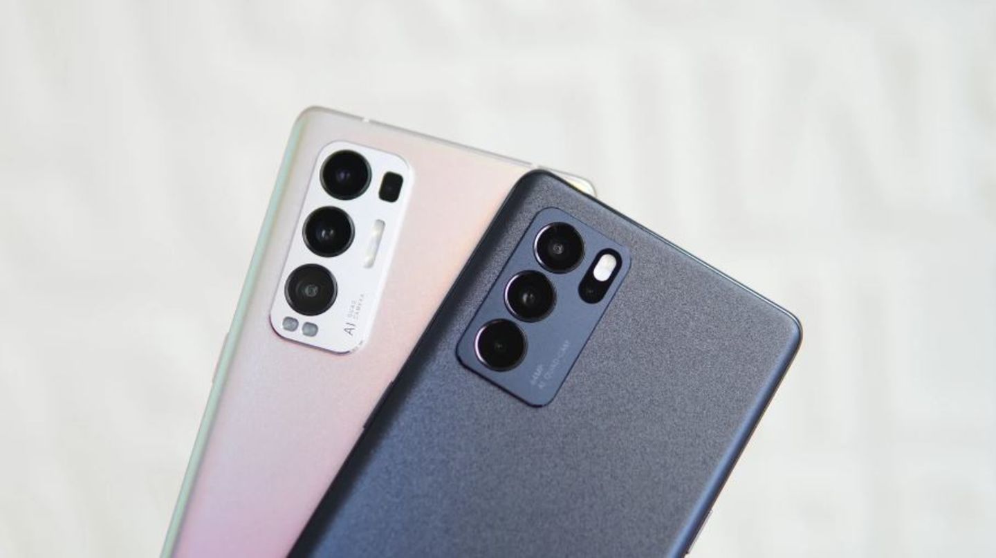 HiDubai-business-skinjam-mobile-phones-accessories-trading-shopping-consumer-electronics-al-sufouh-1-dubai