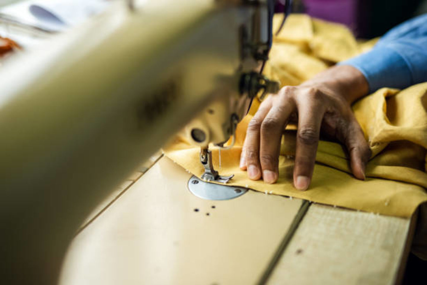 HiDubai-business-bilal-ali-men-tailoring-home-tailoring-al-satwa-dubai