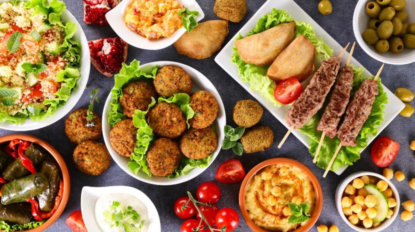HiDubai-business-blue-palace-restaurant-and-cafe-food-beverage-restaurants-bars-al-shindagha-dubai